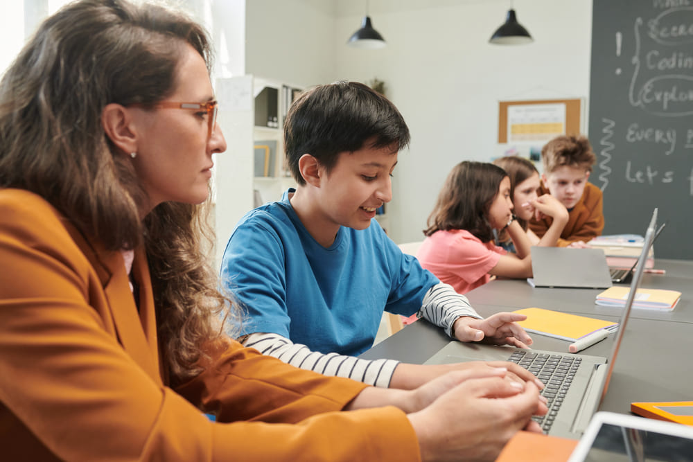 Cómo elegir un curso de salud online para padres: lo que debes tener en cuenta